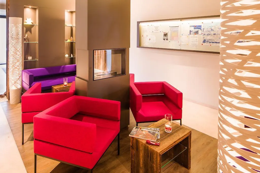 Hotel Krone Oberperfuss 3*,  Austria